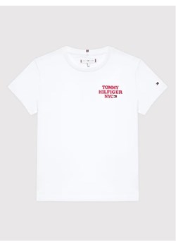 Tommy Hilfiger T-Shirt Nyc Graphic KG0KG06671 D Biały Regular Fit ze sklepu MODIVO w kategorii T-shirty chłopięce - zdjęcie 168429628