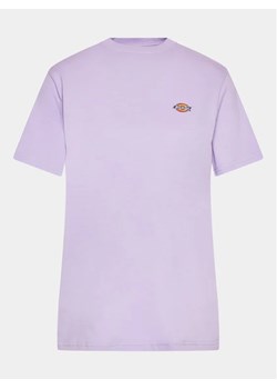 Dickies T-Shirt MAPLETON DK0A4XDAE611 Fioletowy Regular Fit ze sklepu MODIVO w kategorii Bluzki damskie - zdjęcie 168429889