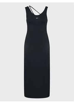 Reebok Sukienka dzianinowa Classics HG1164 Czarny Slim Fit ze sklepu MODIVO w kategorii Sukienki - zdjęcie 168430447