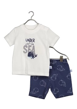 Blue Seven Komplet t-shirt i spodenki 422181 X Granatowy Regular Fit ze sklepu MODIVO w kategorii Komplety chłopięce - zdjęcie 168436068