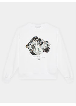 Calvin Klein Jeans Bluza Crystal Graphic IG0IG02306 Biały Regular Fit ze sklepu MODIVO w kategorii Bluzy chłopięce - zdjęcie 168445125