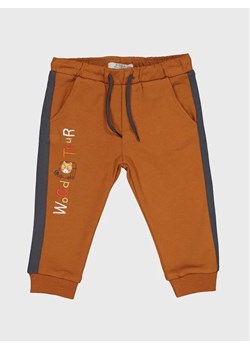 Birba Trybeyond Spodnie dresowe 999 52005 02 Brązowy Regular Fit ze sklepu MODIVO w kategorii Spodnie i półśpiochy - zdjęcie 168446097