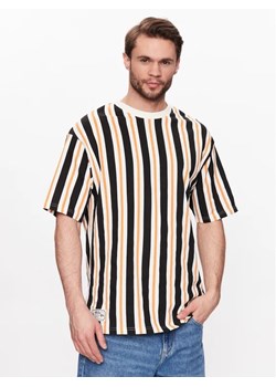 New Era T-Shirt Stripe Medium 60332240 Kolorowy Oversize ze sklepu MODIVO w kategorii T-shirty męskie - zdjęcie 168446676