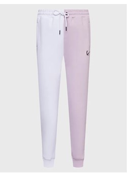 Karl Kani Spodnie dresowe Small Signature 6103189 Kolorowy Regular Fit ze sklepu MODIVO w kategorii Spodnie damskie - zdjęcie 168447726
