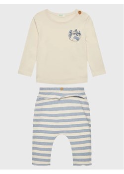 United Colors Of Benetton Komplet bluzka i spodnie 3POMAK002 Kolorowy Regular Fit ze sklepu MODIVO w kategorii Komplety niemowlęce - zdjęcie 168454895