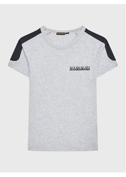 Napapijri T-Shirt NP0A4H2Y M Szary Regular Fit ze sklepu MODIVO w kategorii T-shirty chłopięce - zdjęcie 168462617