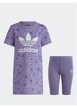 adidas Sukienka codzienna Floral Dress Set IB9483 Fioletowy Slim Fit ze sklepu MODIVO w kategorii Komplety dziewczęce - zdjęcie 168463829