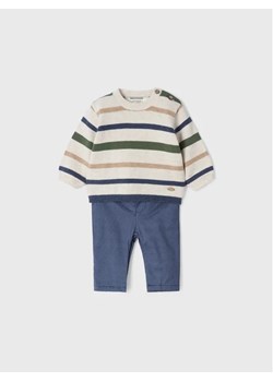 Mayoral Komplet sweter i spodnie materiałowe 2521 Kolorowy Regular Fit ze sklepu MODIVO w kategorii Komplety niemowlęce - zdjęcie 168473155