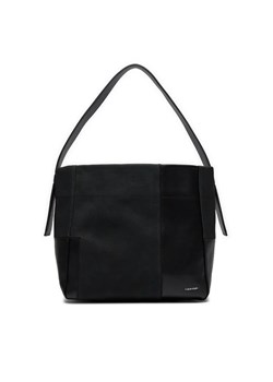 Calvin Klein Torebka Texture Block Medium Shopper K60K611658 Czarny ze sklepu MODIVO w kategorii Torby Shopper bag - zdjęcie 168486646