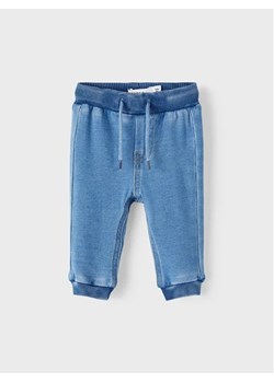 NAME IT Spodnie materiałowe 13211959 Niebieski Regular Fit ze sklepu MODIVO w kategorii Spodnie i półśpiochy - zdjęcie 168494628