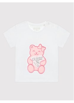 Guess T-Shirt K2RI27 K6YW1 Biały Regular Fit ze sklepu MODIVO w kategorii Koszulki niemowlęce - zdjęcie 168506706