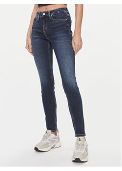 Calvin Klein Jeans Jeansy J20J222445 Granatowy Skinny Fit ze sklepu MODIVO w kategorii Jeansy damskie - zdjęcie 168507137