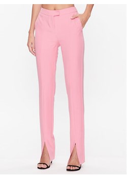 Morgan Spodnie materiałowe 221-PCREW1.F Różowy Slim Fit ze sklepu MODIVO w kategorii Spodnie damskie - zdjęcie 168509747