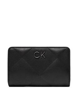 Calvin Klein Duży Portfel Damski Re-Lock Quilt Bifold Wallet K60K611374 Czarny ze sklepu MODIVO w kategorii Portfele damskie - zdjęcie 168509927