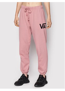 Vans Spodnie dresowe Vendor VN0A7RMT Różowy Regular Fit ze sklepu MODIVO w kategorii Spodnie damskie - zdjęcie 168511856