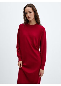 Mango Sukienka dzianinowa Vieira 67040474 Czerwony Oversize ze sklepu MODIVO w kategorii Sukienki - zdjęcie 168513388