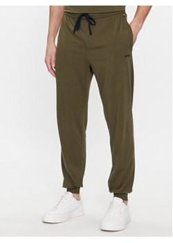 Boss Spodnie dresowe Mix&Match Pants 50515305 Zielony Regular Fit ze sklepu MODIVO w kategorii Spodnie męskie - zdjęcie 168515337