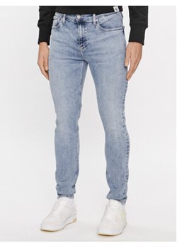 Calvin Klein Jeans Jeansy J30J323868 Niebieski Super Skinny Fit ze sklepu MODIVO w kategorii Jeansy męskie - zdjęcie 168515396