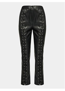 Edited Spodnie z imitacji skóry Adaline Czarny Straight Fit ze sklepu MODIVO w kategorii Spodnie damskie - zdjęcie 168516075