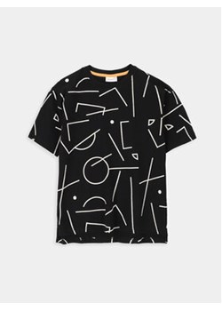 Coccodrillo T-Shirt ZC3143201MBJ Czarny Regular Fit ze sklepu MODIVO w kategorii T-shirty chłopięce - zdjęcie 168517907