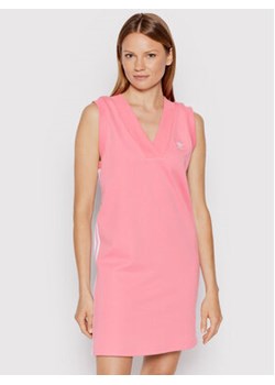 adidas Sukienka dzianinowa adicolor Classics HM2135 Różowy Regular Fit ze sklepu MODIVO w kategorii Sukienki - zdjęcie 168518139