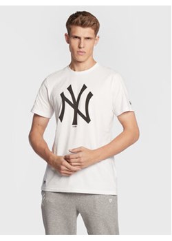 New Era T-Shirt New York Yankees Team Logo 11863818 Biały Regular Fit ze sklepu MODIVO w kategorii T-shirty męskie - zdjęcie 168519187