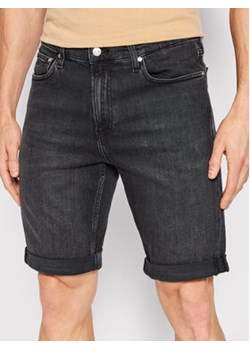 Calvin Klein Szorty jeansowe K10K108676 Czarny Slim Fit ze sklepu MODIVO w kategorii Spodenki męskie - zdjęcie 168522866