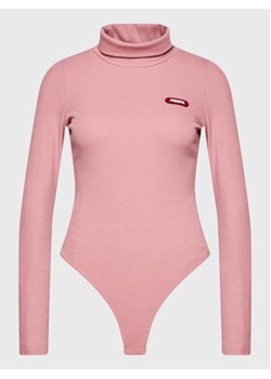 PROSTO. Body KLASYK Necky 2121 Różowy Slim Fit ze sklepu MODIVO w kategorii Bluzki damskie - zdjęcie 168523777