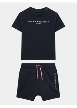 Tommy Hilfiger Komplet t-shirt i szorty sportowe Baby Essential KN0KN01488 Granatowy Regular Fit ze sklepu MODIVO w kategorii Komplety niemowlęce - zdjęcie 168526356