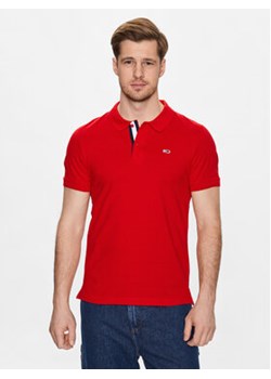 Tommy Jeans Polo DM0DM15940 Czerwony Slim Fit ze sklepu MODIVO w kategorii T-shirty męskie - zdjęcie 168530215