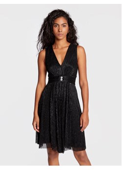 Rinascimento Sukienka koktajlowa CFC0110320003 Czarny Regular Fit ze sklepu MODIVO w kategorii Sukienki - zdjęcie 168531429