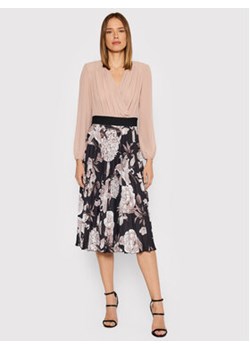 Rinascimento Sukienka codzienna CFC0105053003 Różowy Regular Fit ze sklepu MODIVO w kategorii Sukienki - zdjęcie 168532127
