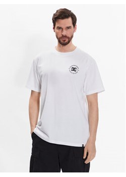 DC T-Shirt Star Pilot ADYZT04991 Biały Relaxed Fit ze sklepu MODIVO w kategorii T-shirty męskie - zdjęcie 168532567