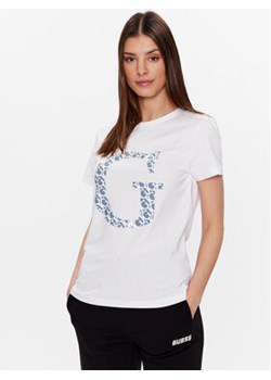 Guess T-Shirt Alethea V3GI00 I3Z14 Biały Regular Fit ze sklepu MODIVO w kategorii Bluzki damskie - zdjęcie 168533309