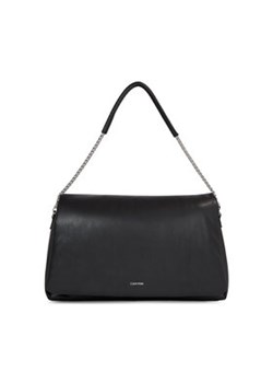 Calvin Klein Torebka Puffed Shoulder Bag K60K611539 Czarny ze sklepu MODIVO w kategorii Listonoszki - zdjęcie 168533466
