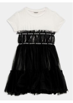 Guess Sukienka elegancka J4RK26 K6YW0 Czarny Regular Fit ze sklepu MODIVO w kategorii Sukienki dziewczęce - zdjęcie 168534388