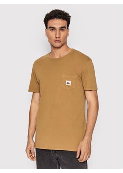 Quiksilver T-Shirt Sub Mission EQYZT06692 Brązowy Regular Fit ze sklepu MODIVO w kategorii T-shirty męskie - zdjęcie 168534978