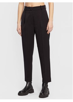 Sisley Spodnie materiałowe 42AT55CW7 Czarny Regular Fit ze sklepu MODIVO w kategorii Spodnie damskie - zdjęcie 168535996