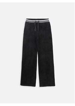 Coccodrillo Spodnie materiałowe ZC3120101GGJ Czarny Regular Fit ze sklepu MODIVO w kategorii Spodnie chłopięce - zdjęcie 168540247