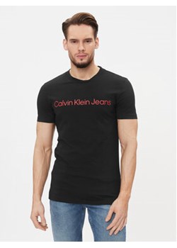 Calvin Klein Jeans T-Shirt J30J322552 Czarny Slim Fit ze sklepu MODIVO w kategorii T-shirty męskie - zdjęcie 168540248