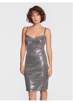 Guess Sukienka koktajlowa Kayla W2BK43 KBDV0 Szary Slim Fit ze sklepu MODIVO w kategorii Sukienki - zdjęcie 168541909