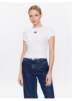 Tommy Jeans T-Shirt Tjw Bby Rib Xs Badge DW0DW15641 Biały Slim Fit ze sklepu MODIVO w kategorii Bluzki damskie - zdjęcie 168542258