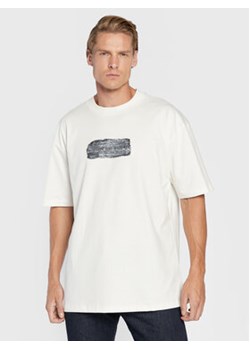 Vision Of Super T-Shirt VS00389 Biały Regular Fit ze sklepu MODIVO w kategorii T-shirty męskie - zdjęcie 168543355