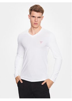 Guess Longsleeve M2YI08 J1314 Biały Slim Fit ze sklepu MODIVO w kategorii T-shirty męskie - zdjęcie 168545828