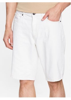INDICODE Szorty jeansowe Tian 80.s denim 70-698 Biały Regular Fit ze sklepu MODIVO w kategorii Spodenki męskie - zdjęcie 168547859