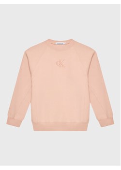 Calvin Klein Jeans Bluza Embroidery IG0IG02004 Różowy Relaxed Fit ze sklepu MODIVO w kategorii Bluzy dziewczęce - zdjęcie 168549516