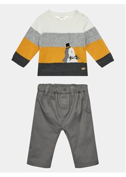 Mayoral Komplet sweter i spodnie materiałowe 2.521 Szary Regular Fit ze sklepu MODIVO w kategorii Komplety niemowlęce - zdjęcie 168549525