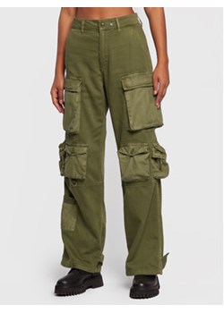 Replay Spodnie materiałowe W8019.000.10307 Zielony Regular Fit ze sklepu MODIVO w kategorii Spodnie damskie - zdjęcie 168555095