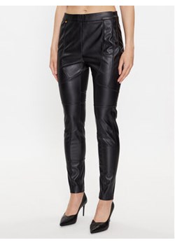 Boss Spodnie z imitacji skóry 50501104 Czarny Slim Fit ze sklepu MODIVO w kategorii Spodnie damskie - zdjęcie 168556468