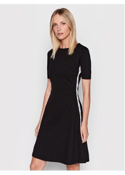 Hugo Sukienka codzienna Davinca_1 50481855 Czarny Regular Fit ze sklepu MODIVO w kategorii Sukienki - zdjęcie 168556706